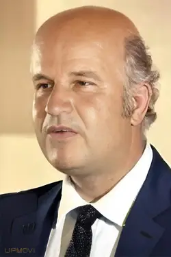 Zeki Sezer