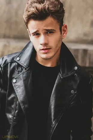 Hall Mendes