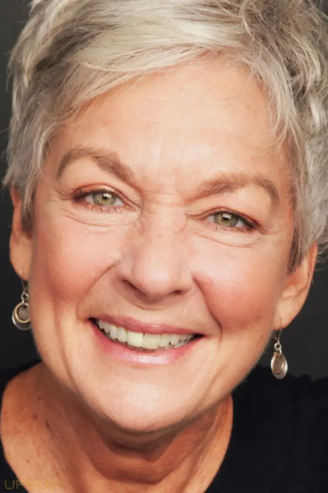 Michele Pawk