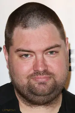 Justin Lee
