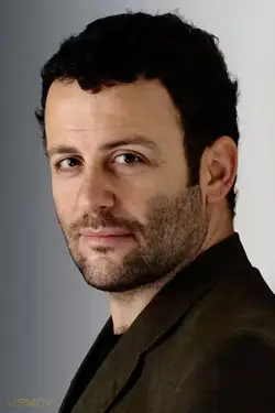 Erdil Yaşaroğlu