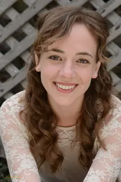 Sara Lazzaro