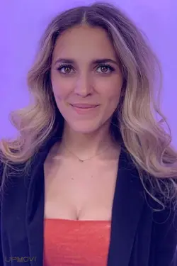 Roxy Striar