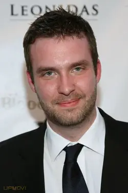 Simon Boyes