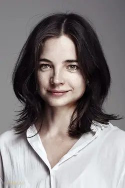 Louise Peterhoff