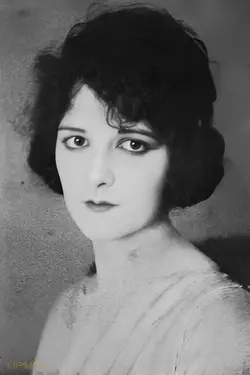 Vivian Rich