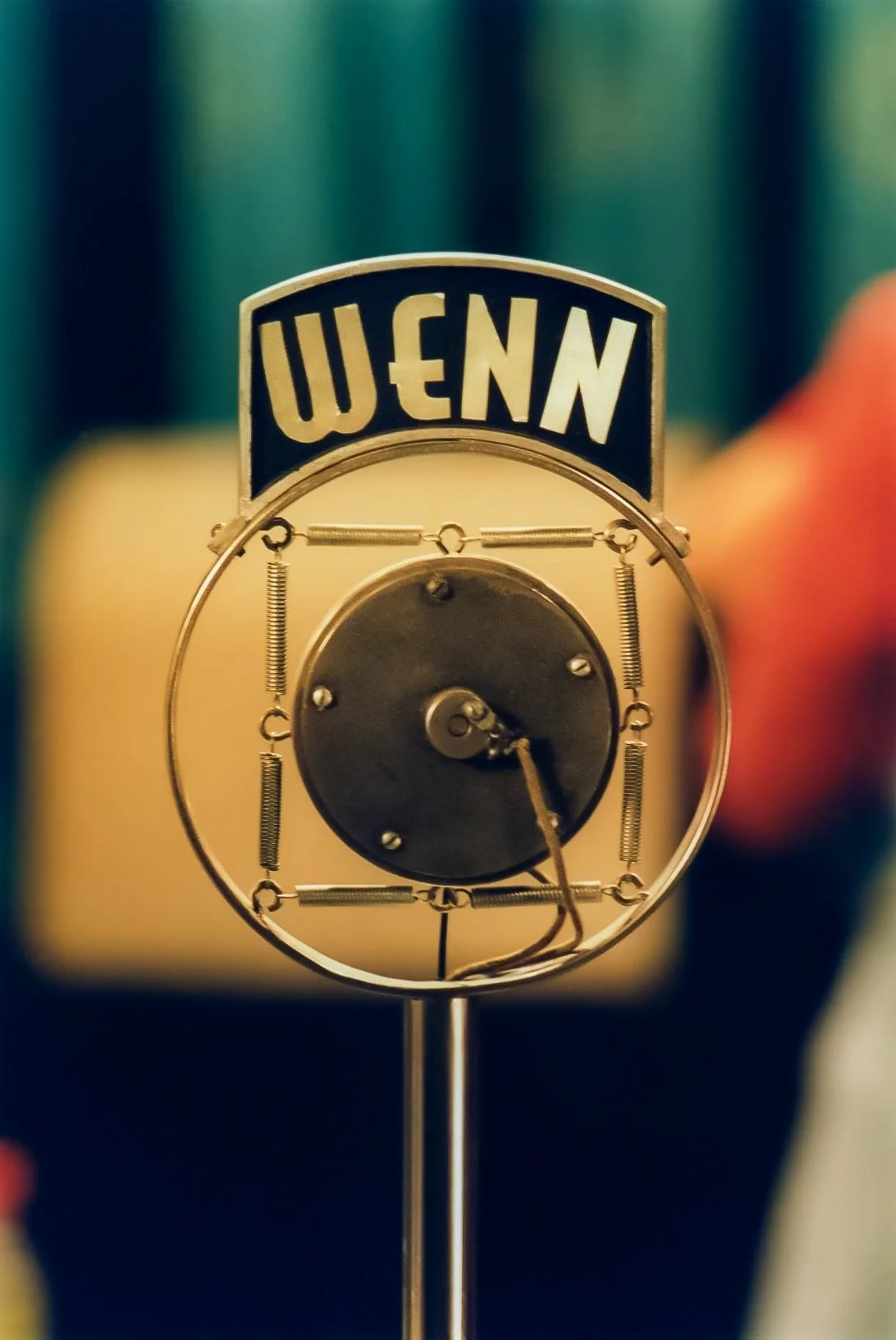 به یاد WENN