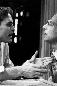 محادثات خاصة: على طاولة Death of a Salesman