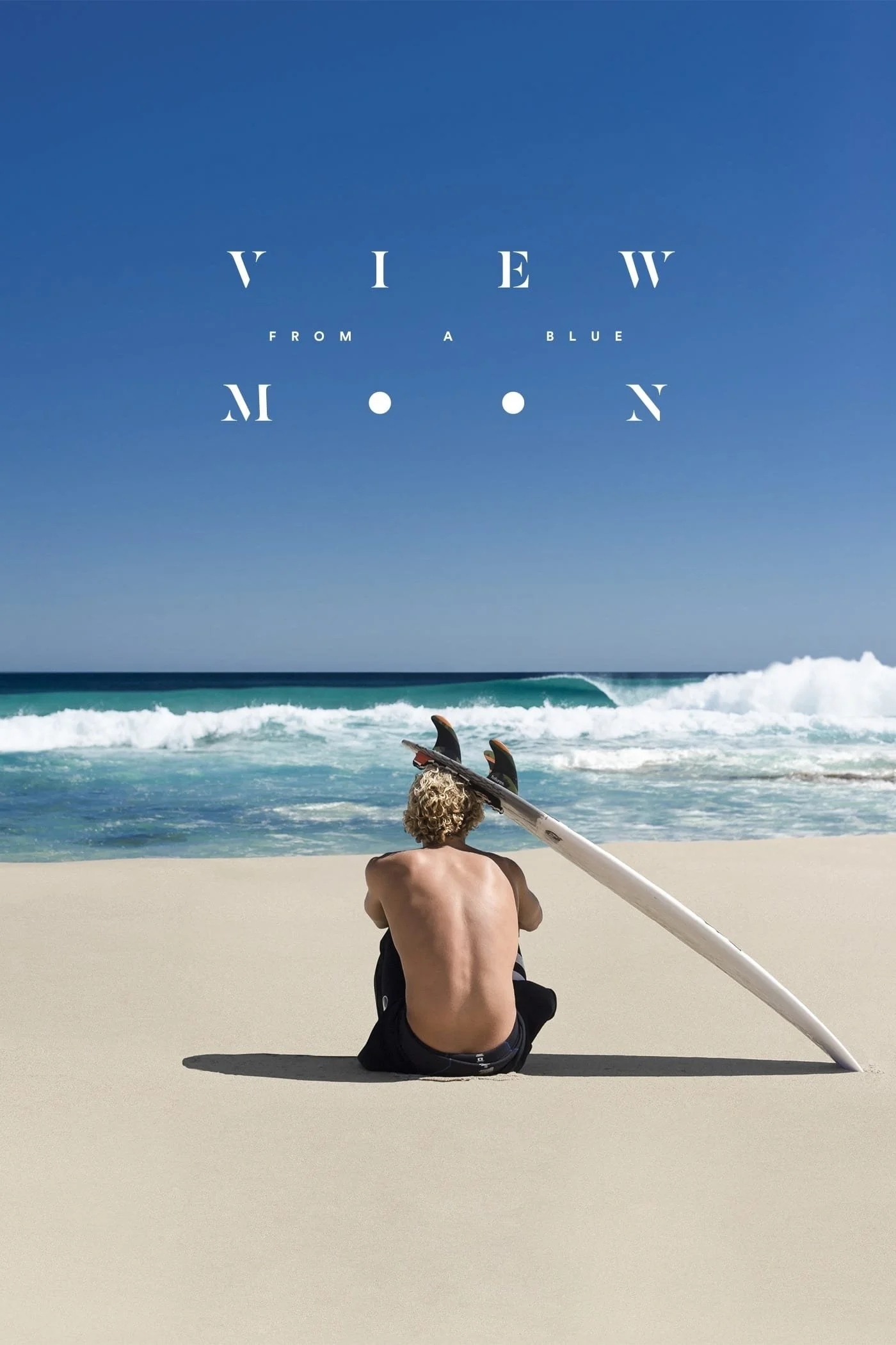 نمایی از یک ماه آبی