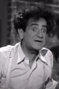 انقلاب می‌آید