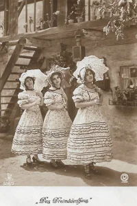 خانه سه دختر