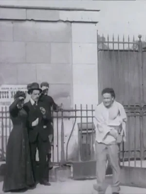 Watch and download Les exploits d'Houdini à Paris; ou, Les merveilleux expoits d'Houdini online (1909)