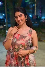 نوینا وادکار