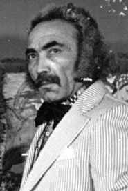 Siroos Shandermani