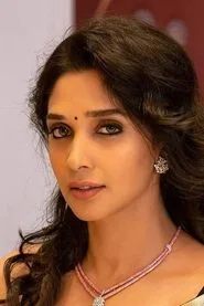 Nyla Usha