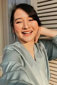Devi Kinal Putri