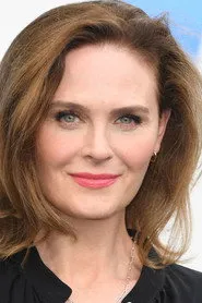 Emily Deschanel