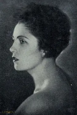 Carola Neher