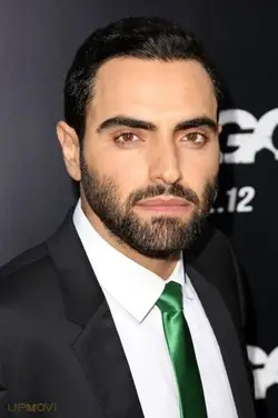 Farshad Farahat