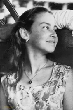 Annie Duperoux