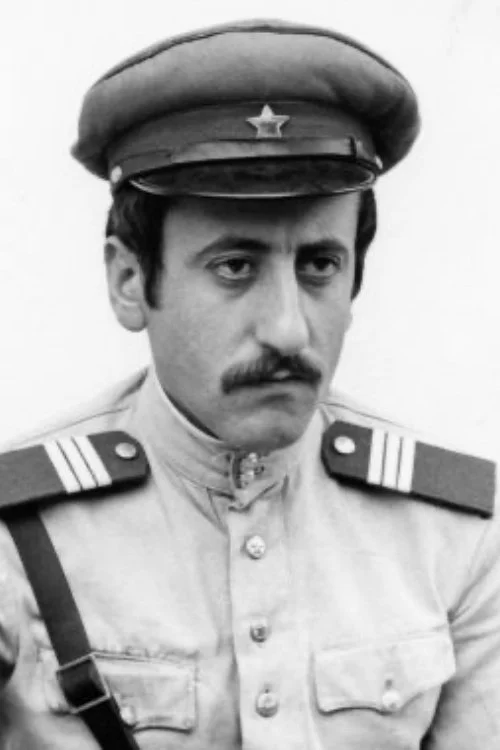 همه و هیچکس