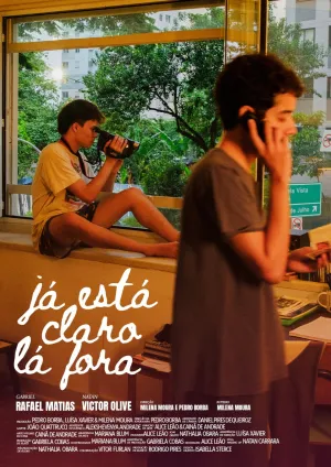 Já Está Claro Lá Fora - Poster